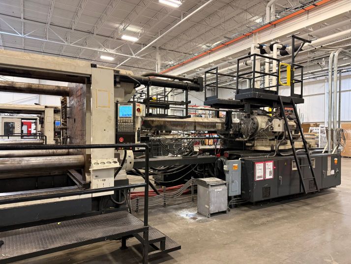 2004 Cincinnati Milacron MM1100